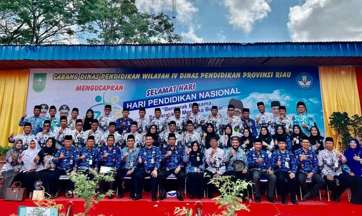 Kacab Disdik Riau Wilayah IV Apresiasi Peringatan Hardiknas 2023 Digagas MKKS SMA dan SMK Inhil