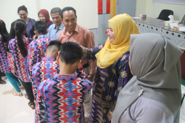 salam slaamn para duta kotingen Inhil sebelum dilepas ke provinsi